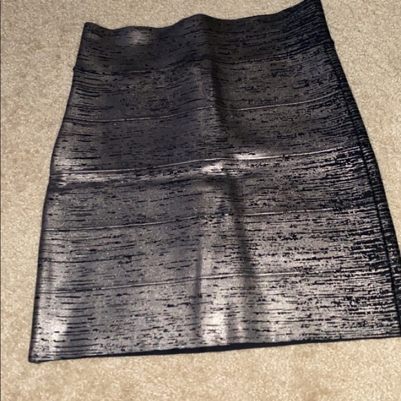 Skirt - Picture 1 of 3